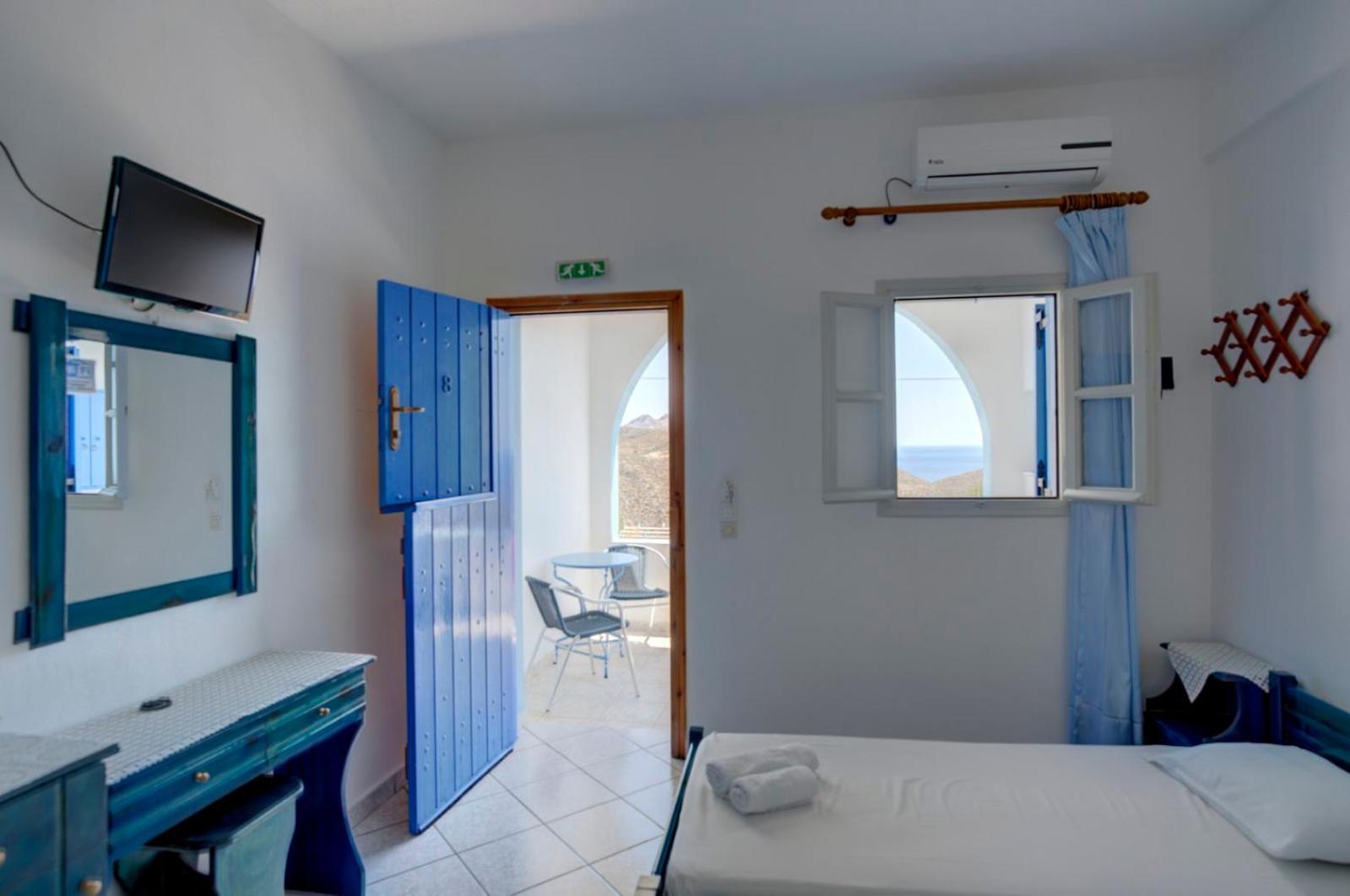 Panselinos Hotel Anafi Exterior photo
