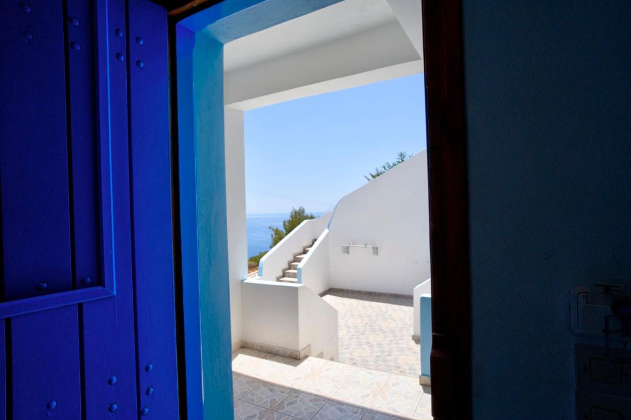 Panselinos Hotel Anafi Exterior photo